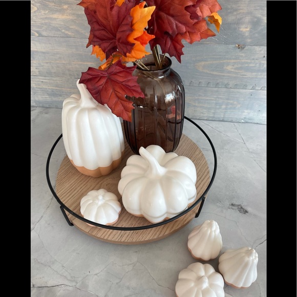 Bundle of 6 ceramic two-tone pumpkin home decor - Picture 2 of 7
